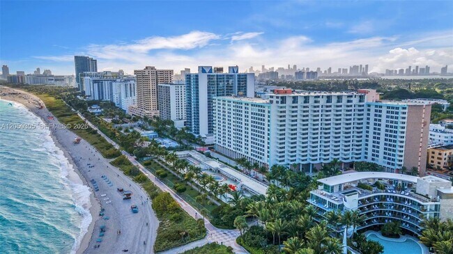 Photo - 2899 Collins Ave Unit 702