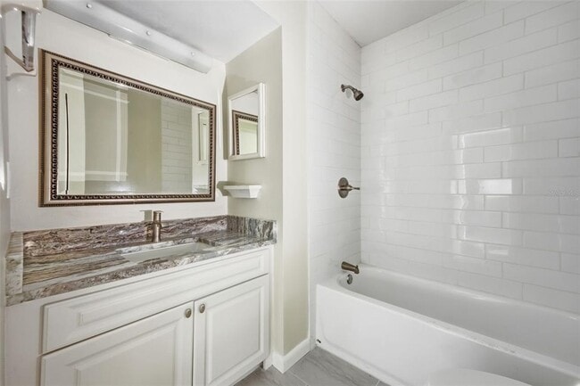 3102 W Horatio St Unit 12