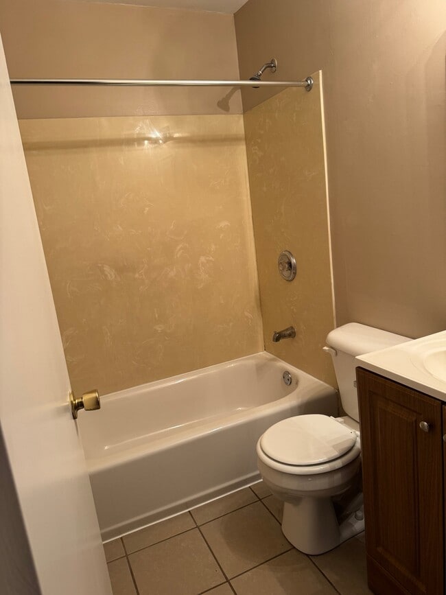 Photo - 9114 New Maple Rd