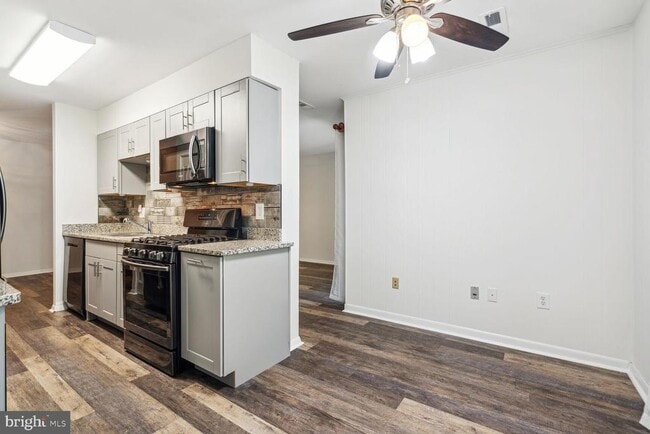 Photo - 3326 Woodburn Village Dr Unit 23