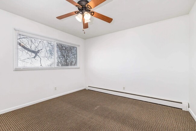 Photo - 770 University Ave Unit 6