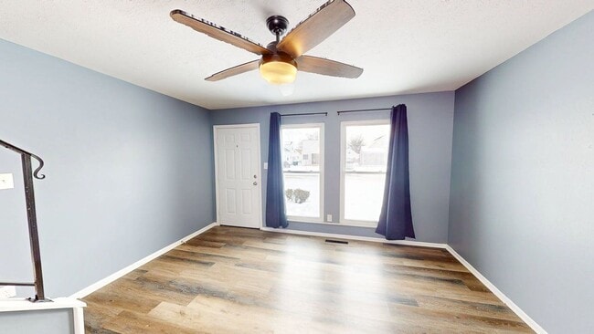 Photo - 793 Wiltshire Rd