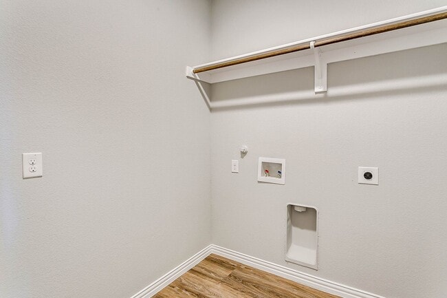 Photo - ? 1/2 Off First Month’s Rent! ?