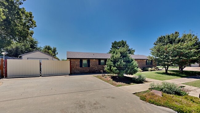 Photo - Very Nice 3 Bedroom Home with Storm Shelter!