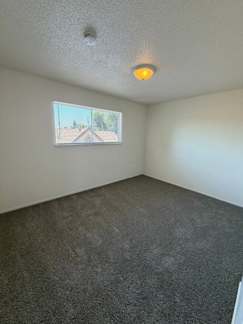 Photo - 3044 N Fruit Ave Unidad Fruit #Q