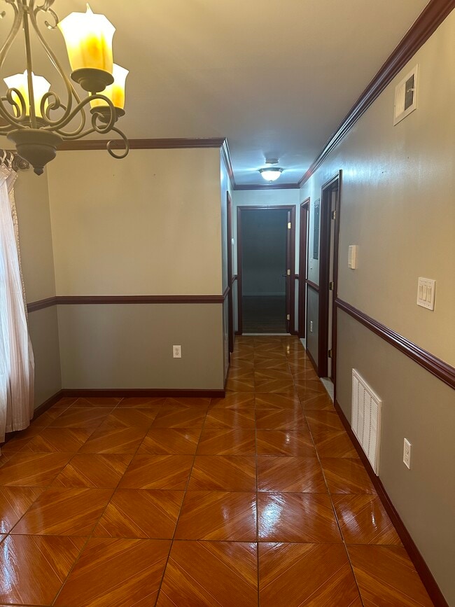 Photo - 118 Inslee Pl