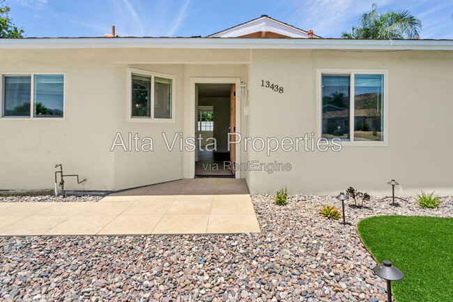 Photo - 13438 Buxton Ave