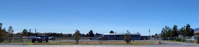 Building Photo - 1611 E Gamebird Rd Unit C