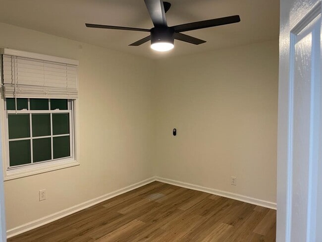 Photo - 567 Woodland Ln