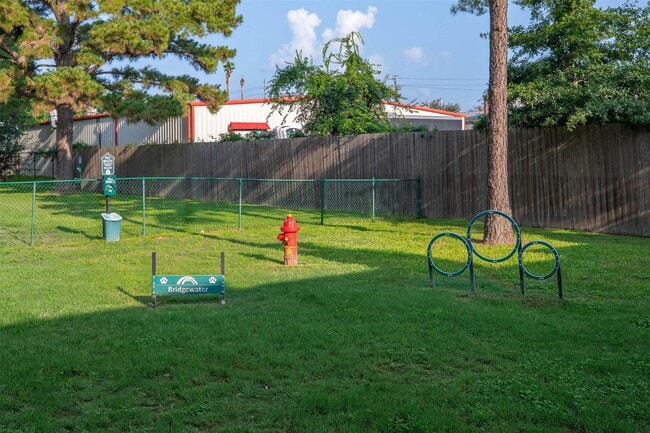 Building Photo - 1100 Graham Dr Unit 1510