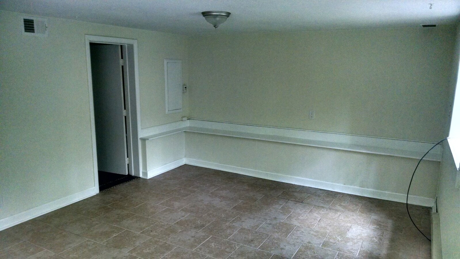 Studio Apartment tucked away in a quite forestry setting! - Studio Apartment tucked away in a quite forestry setting!