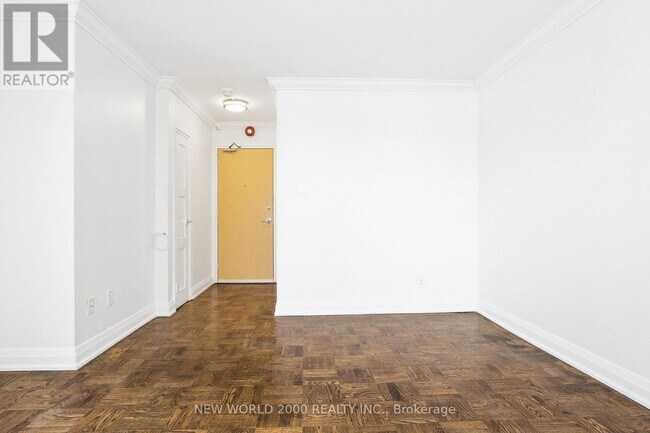 Photo - 88 Bernard Ave Unité 608