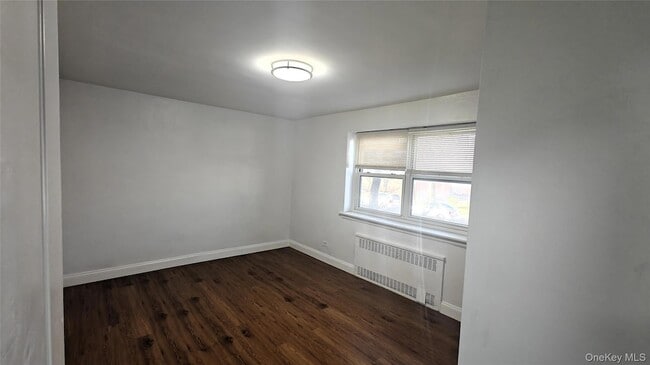 Photo - 66-04 Grand Central Pkwy