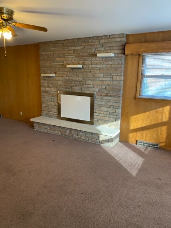 Photo - 3241 W 15th St N