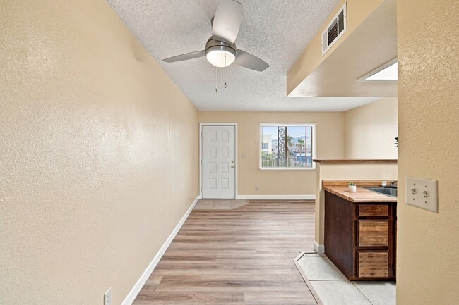 125 Lee Ave Unit A