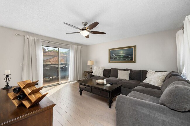 1336 Brentwood Cir Unidad C