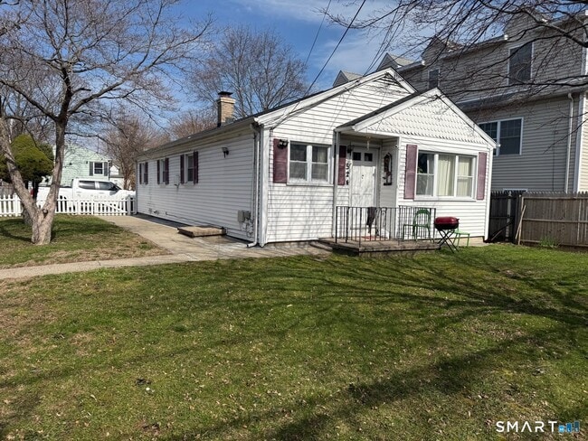 Building Photo - 524 Beechmont Ave