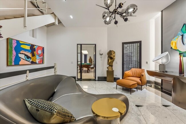 Photo - 1318 N Astor St