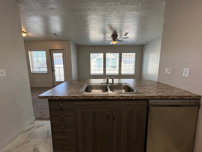 Photo - 4815 Continental Ln Unit 201