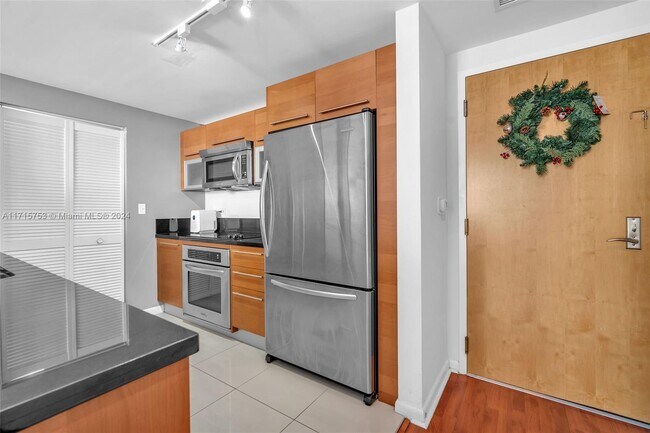 Photo - 244 Biscayne Blvd