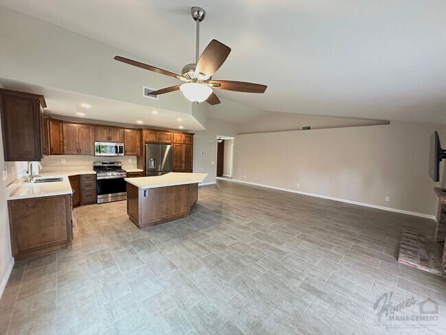Photo - Homes Management - 3 Bed, 2 Bath House for Rent with Water/Trash Included
