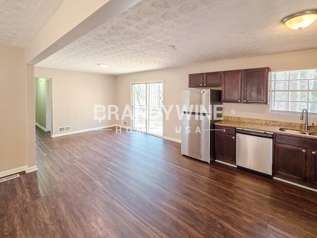 Photo - 2164 Camp Ground Rd SW