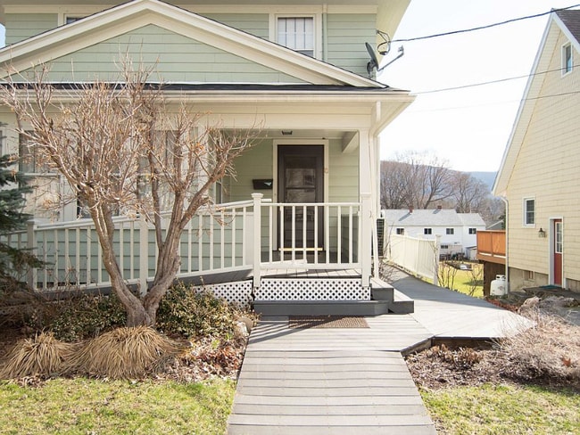 Photo - 10 Wallace Aveune