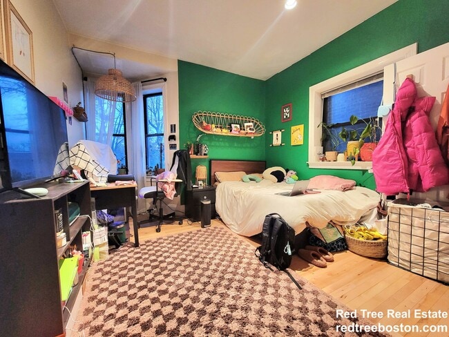 1203 Beacon St Unit 2