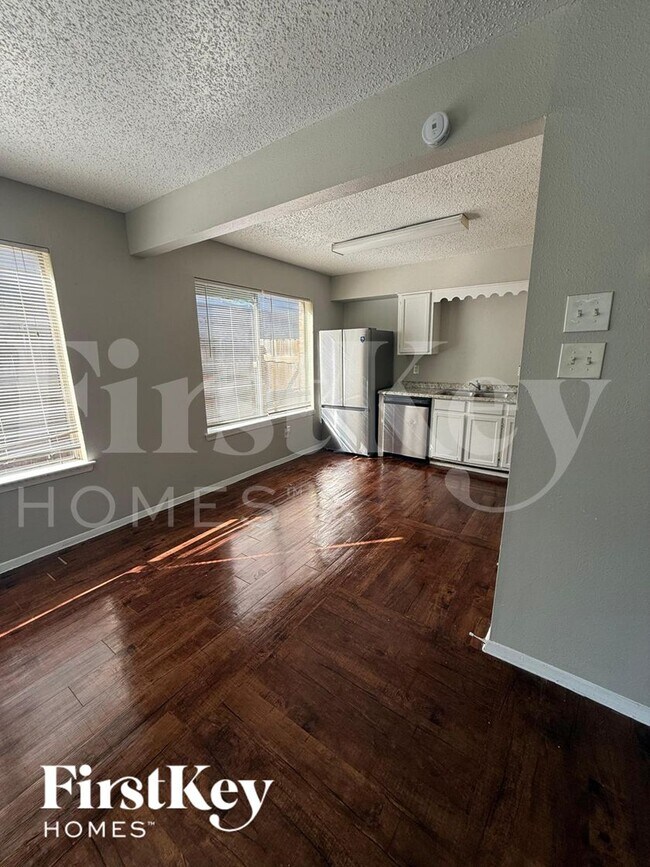 Photo - 7506 Tetela Dr