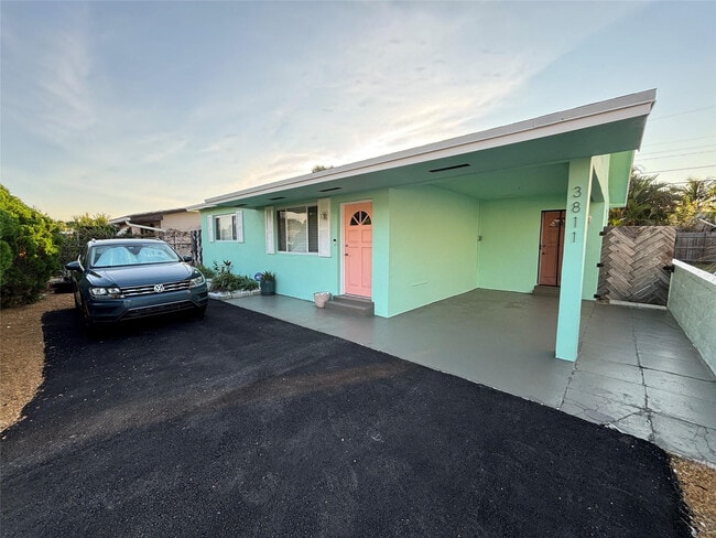 Photo - 3811 NE 18th Ave