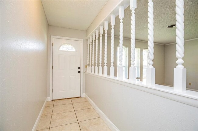 Photo - 2726 W Highland Cir