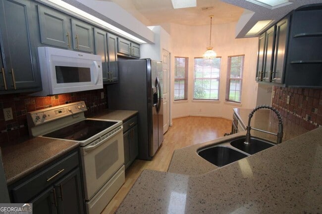 Photo - 107 Shearman Way
