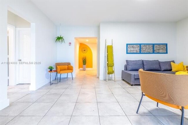 Photo - 1836 NW 16th Terrace Unit 1836 NW 16th Ter # 1