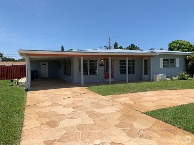 Building Photo - 531 NW 38th St Rental