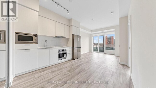 Photo - 7 Golden Lion Heights Unité 322