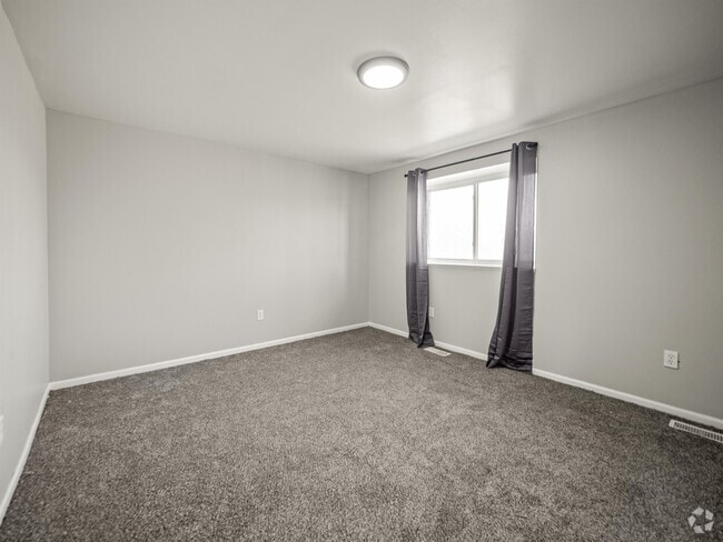Building Photo - Truman Estates Rental