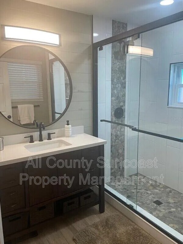 Photo - 2235 20th St S