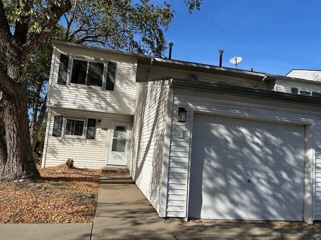 Photo - 607 W Burnsville Pkwy