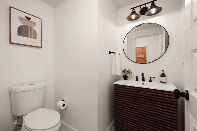 Photo - Gated Luxury Townhomes for Rent-Long-Term Lease | Colgate Crossing