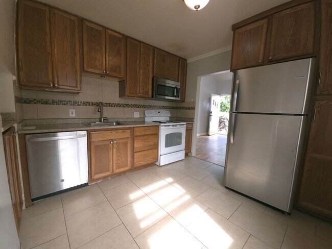 Photo - 896 18th St Unit 1810