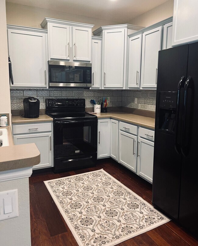 4925 Hahns Peak Dr Unit 104