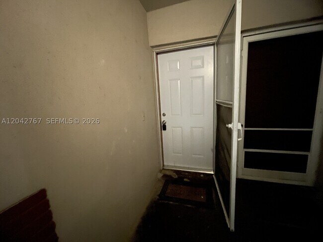 Photo - 20490 NW 7th Ct Unit 5