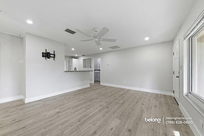 Photo - 4561 SW 25th Terrace