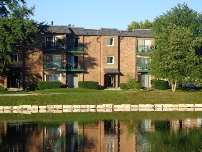 Building Photo - 1009 Buccaneer Dr Unit 3