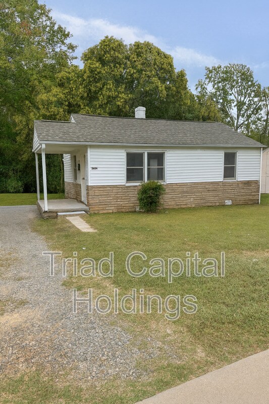 Building Photo - 2624 Ludwig St