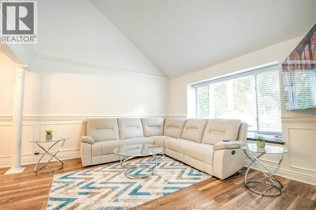 Photo - 106 Marentette Dr