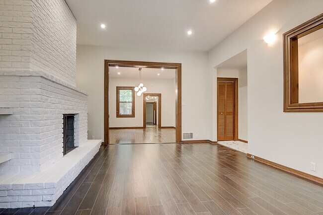 Photo - 190 Seaton St Unit Main