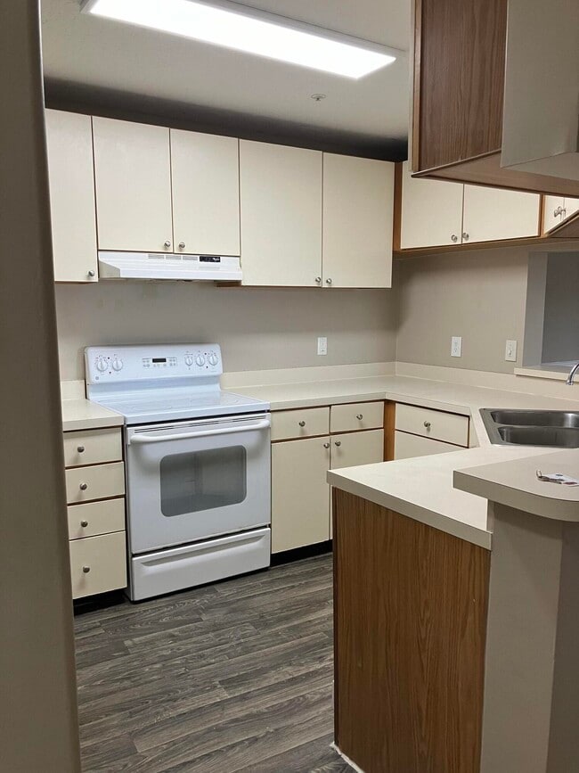 Photo - 7667 N Wickham Rd Unit 917