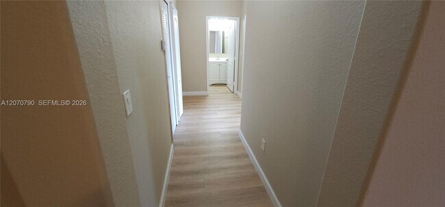 Photo - 1662 SE 27th Dr Unidad 208