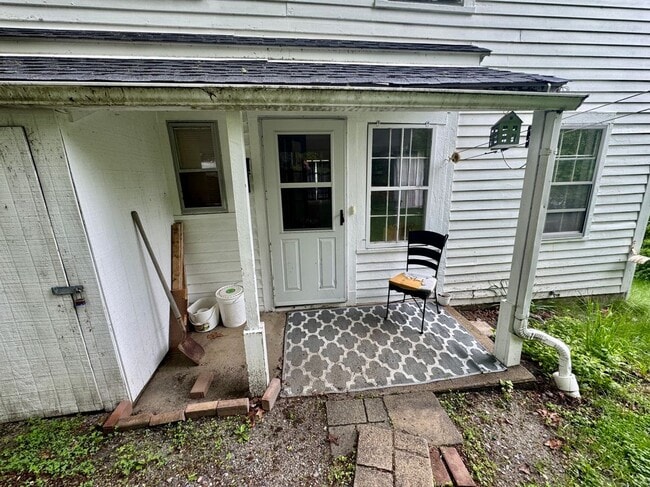 Photo - 111 Rockwell St Apartment